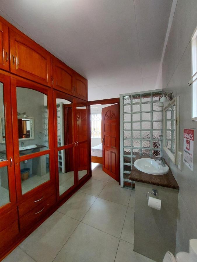 Beau Vallon Villa Self Catering With Pool Buitenkant foto