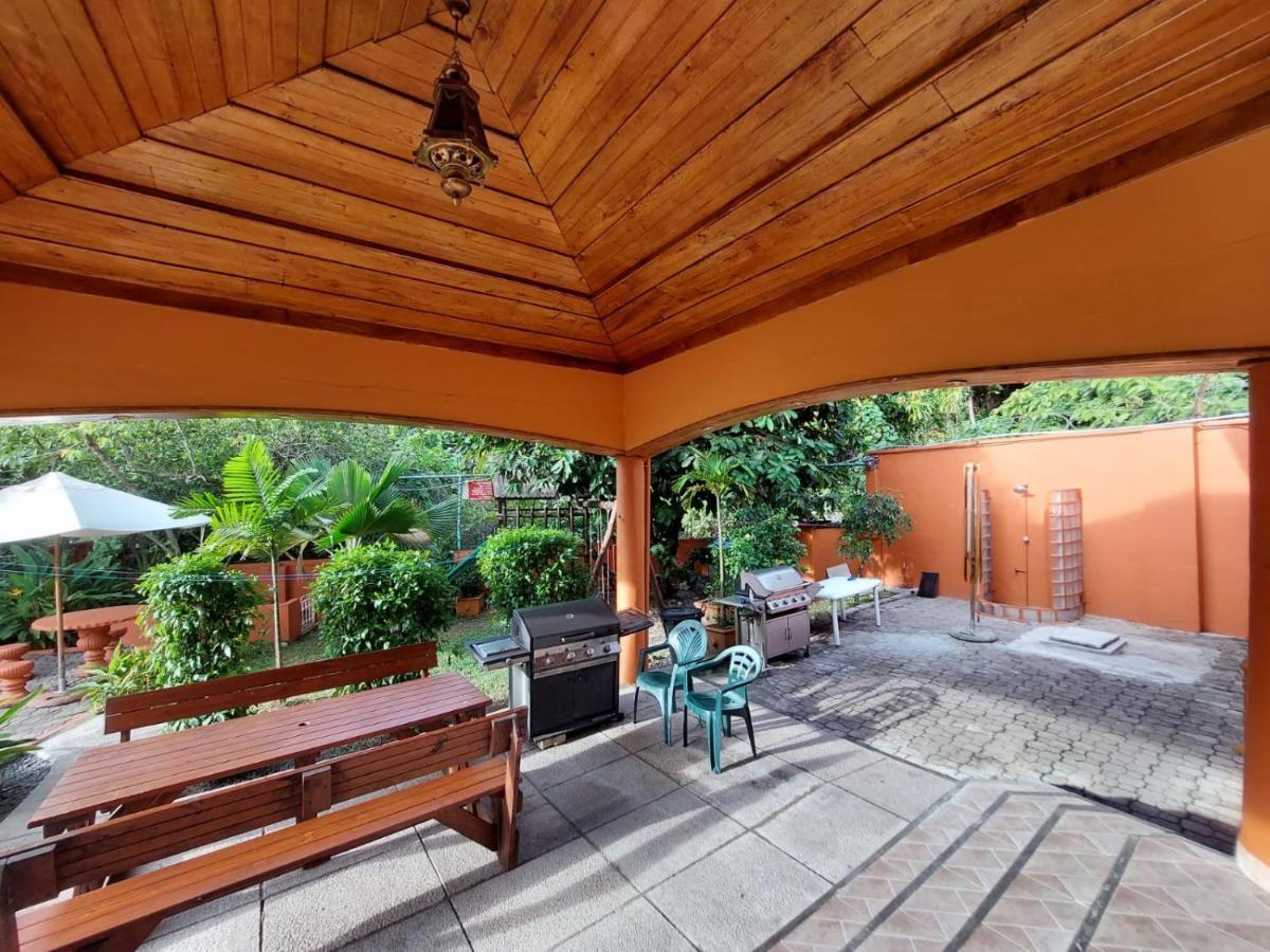 Beau Vallon Villa Self Catering With Pool Buitenkant foto