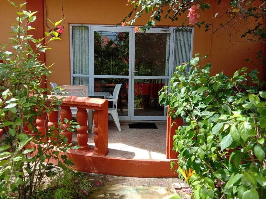 Beau Vallon Villa Self Catering With Pool Buitenkant foto